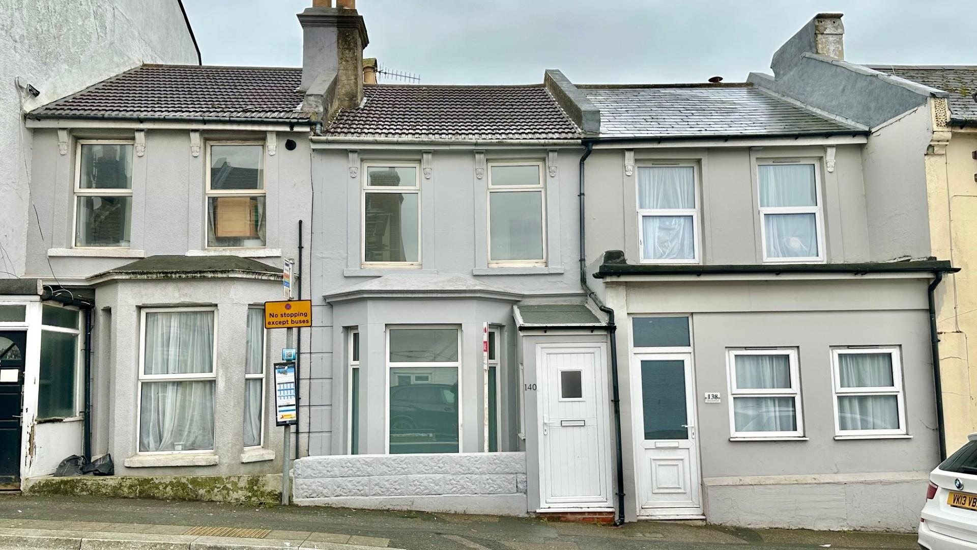 3 bed property in Mount Pleasant Road, Hastings